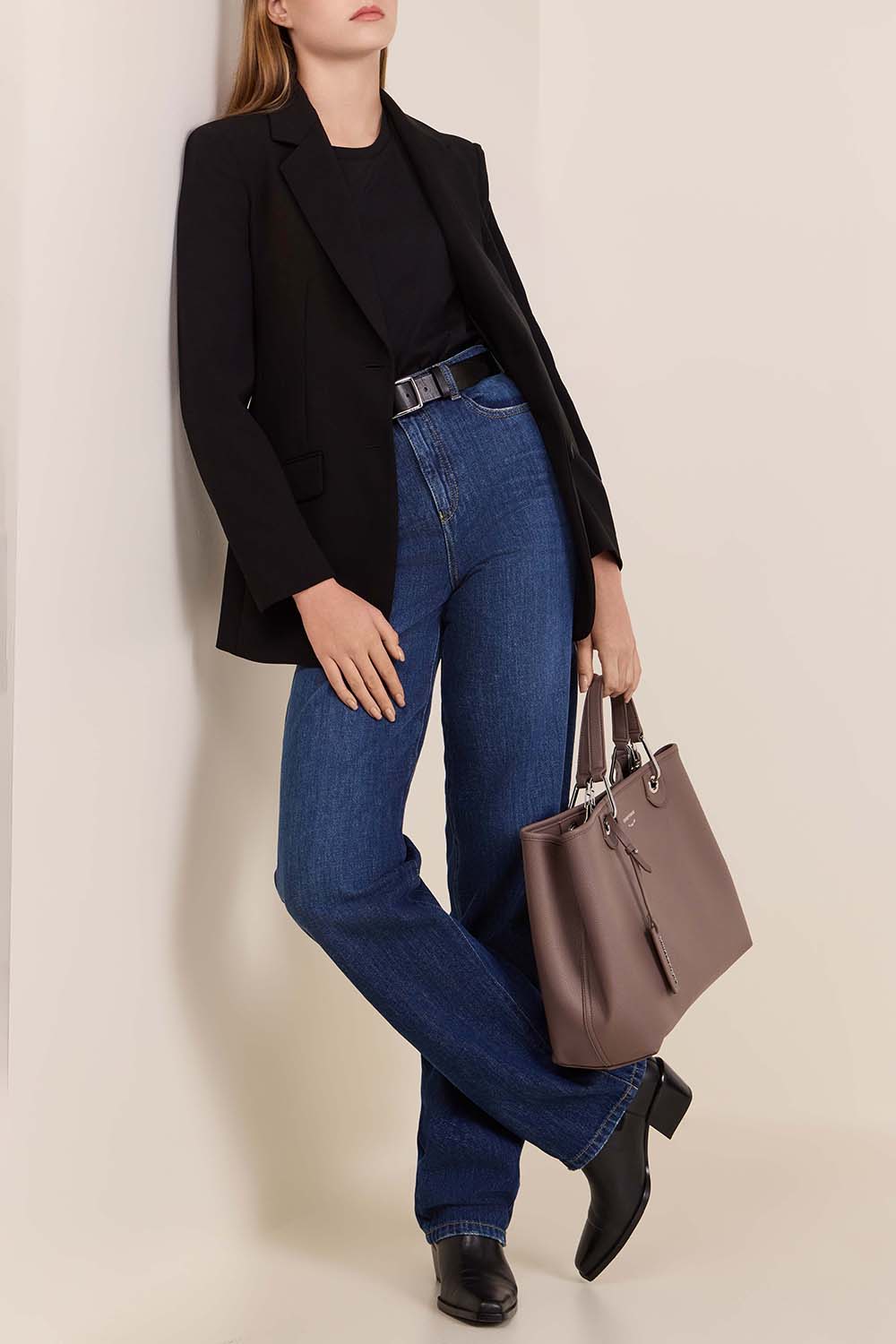 ז'קט מחוייט